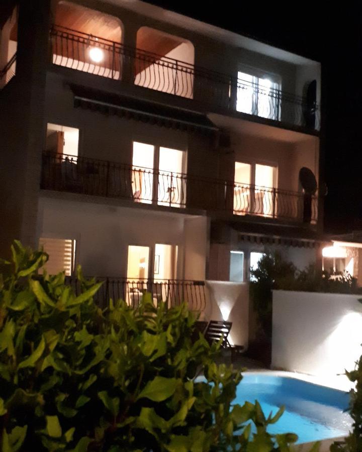 Villa Roso Kaštela Buitenkant foto